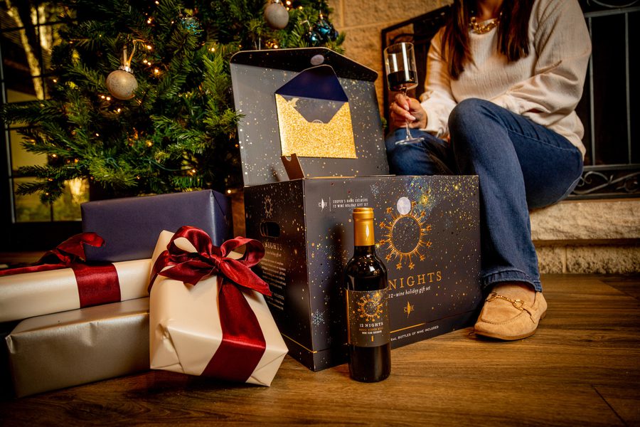 20251006 Coopers Hawk Holiday Campaign 132