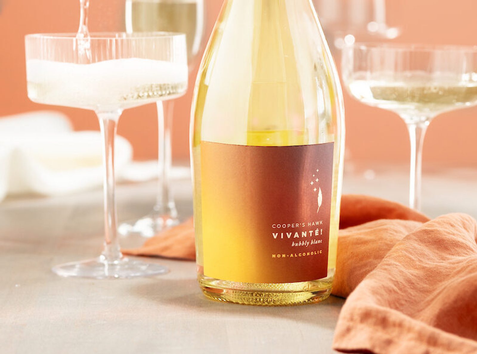 Vivante Bottle Image with glasses of Vivante