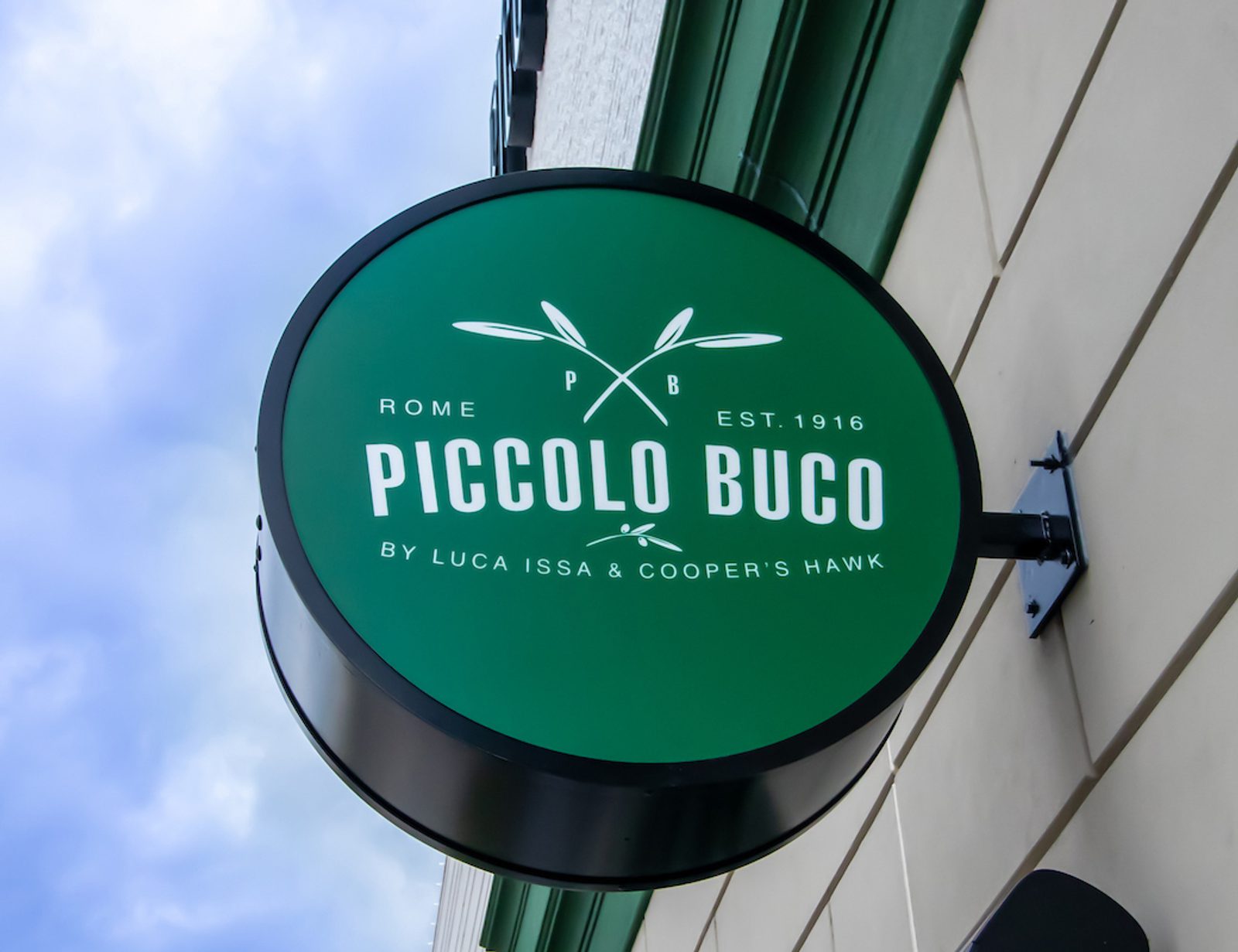 Piccolo Buco Exterior Signage