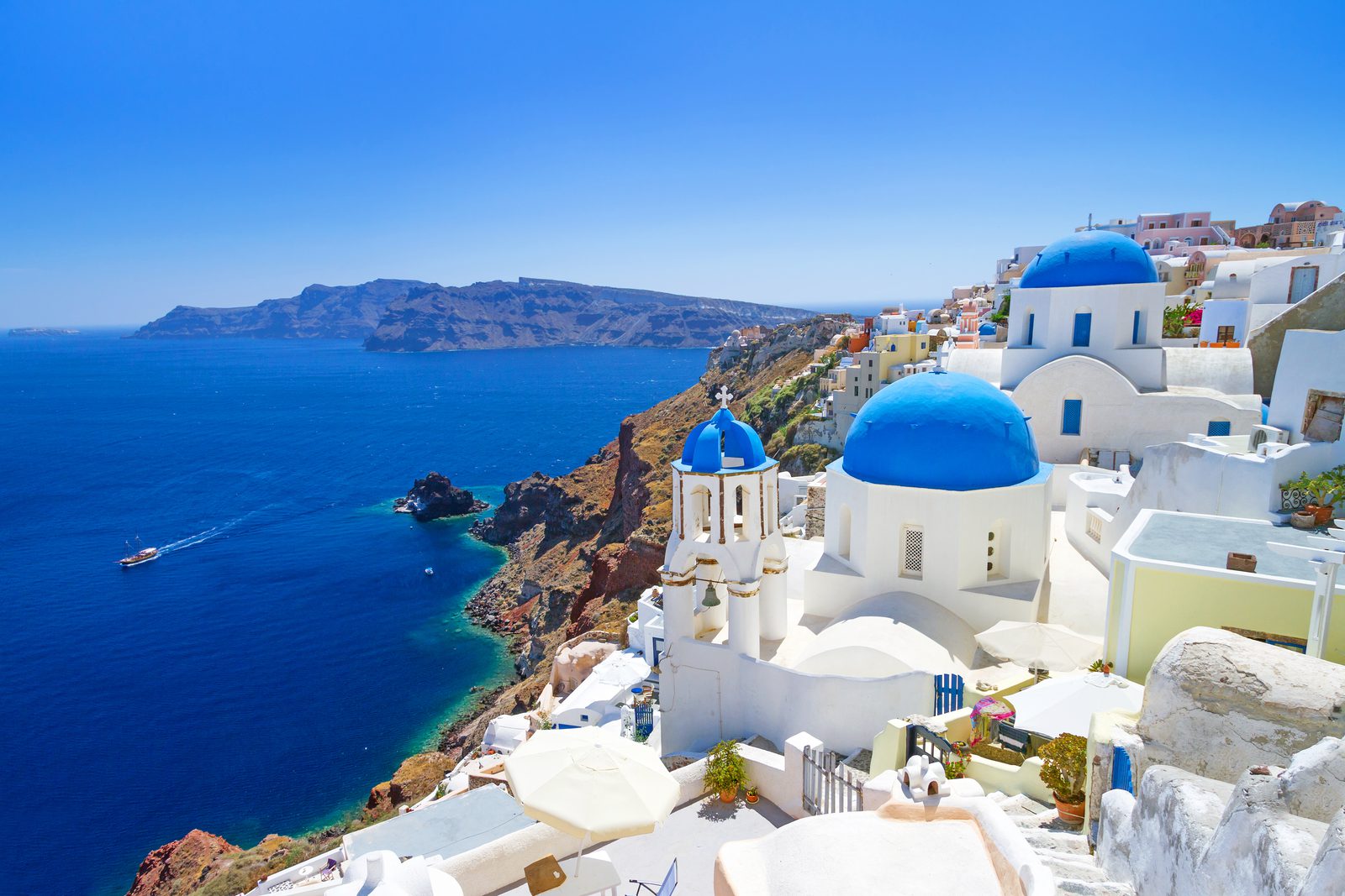 Image of Greece with White buildings and the Ocean